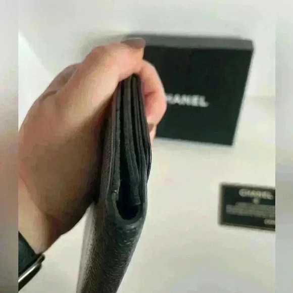 Authentic CHANEL CC Logo Coin Case Wallet Caviar Skin Leather Black Vintage - Picture 12 of 16